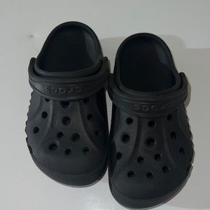Black boy or girl crocs size 11c